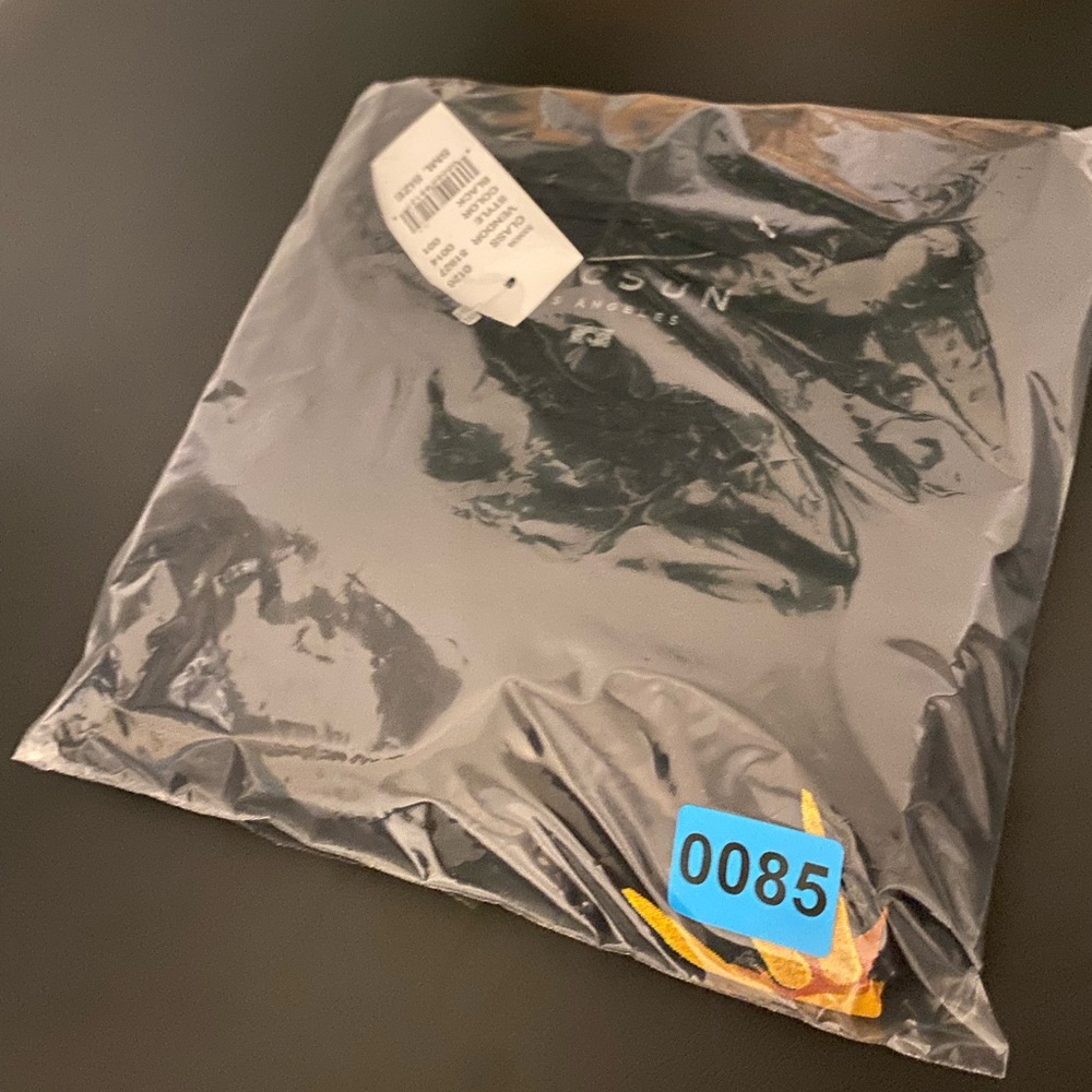 PacSun Long Sleeve Graphic Tee - Picture 6 of 6